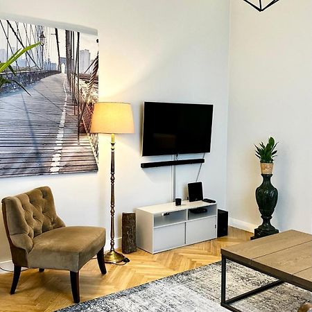 4M High Apartment In Heart Of Warsaw! Dış mekan fotoğraf