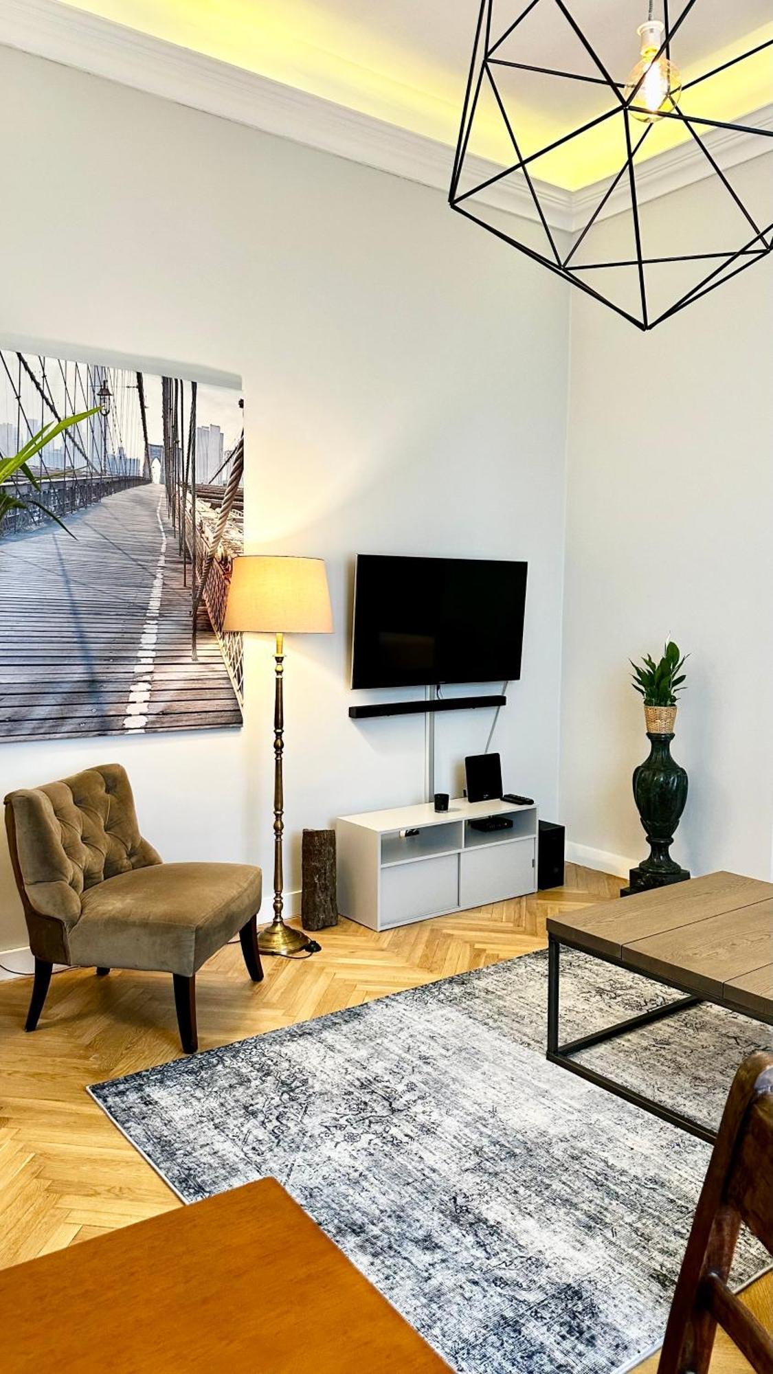 4M High Apartment In Heart Of Warsaw! Dış mekan fotoğraf