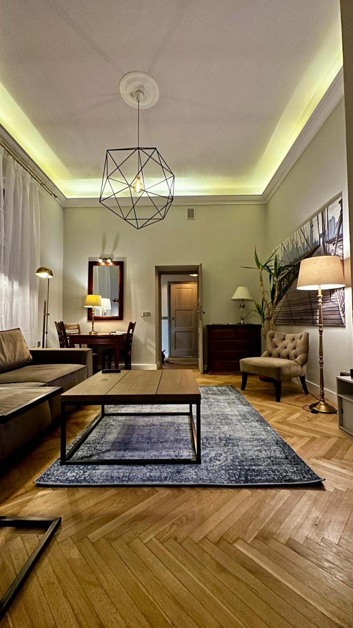 4M High Apartment In Heart Of Warsaw! Dış mekan fotoğraf
